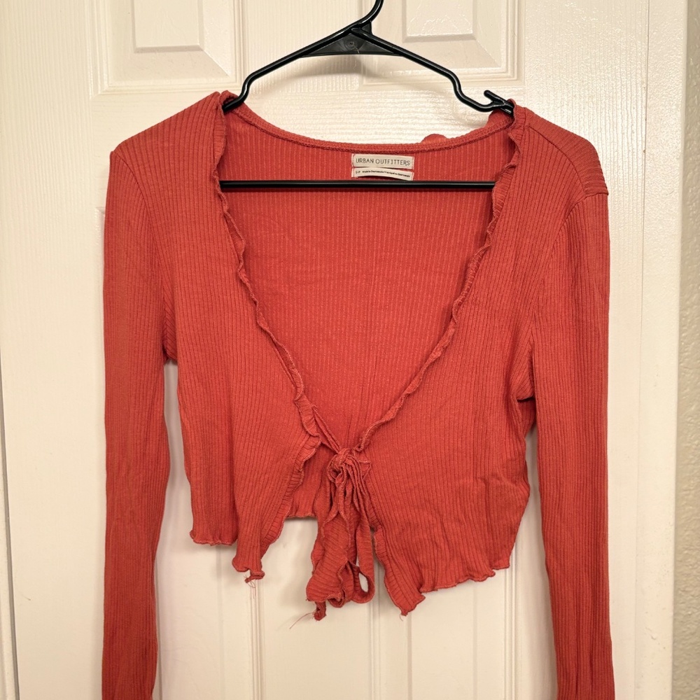Long Sleeve ; Ribbed - Picture 3 of 3